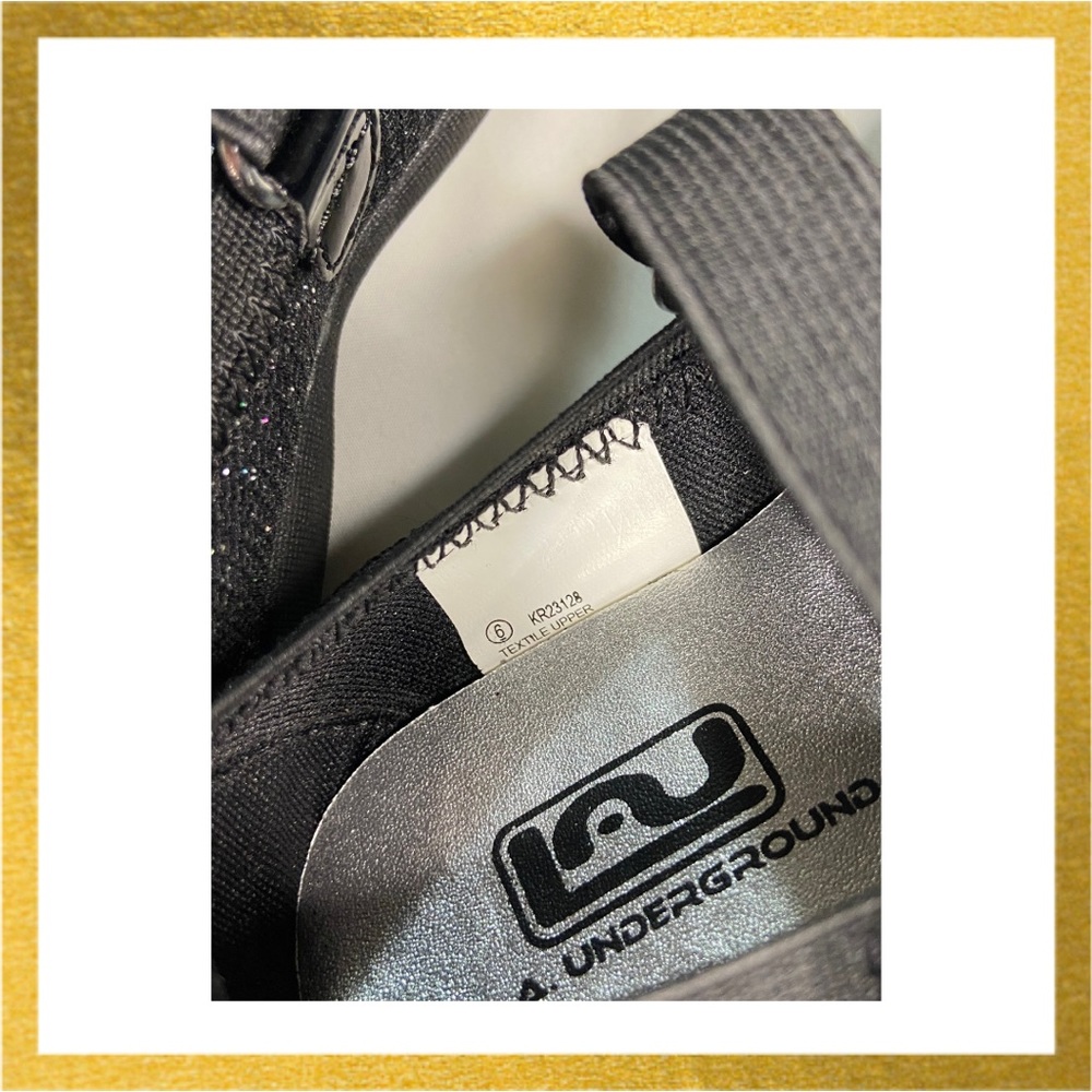 Toddler Girl Size 6 Black Glitter Mary Jane Flats - Picture 4 of 5